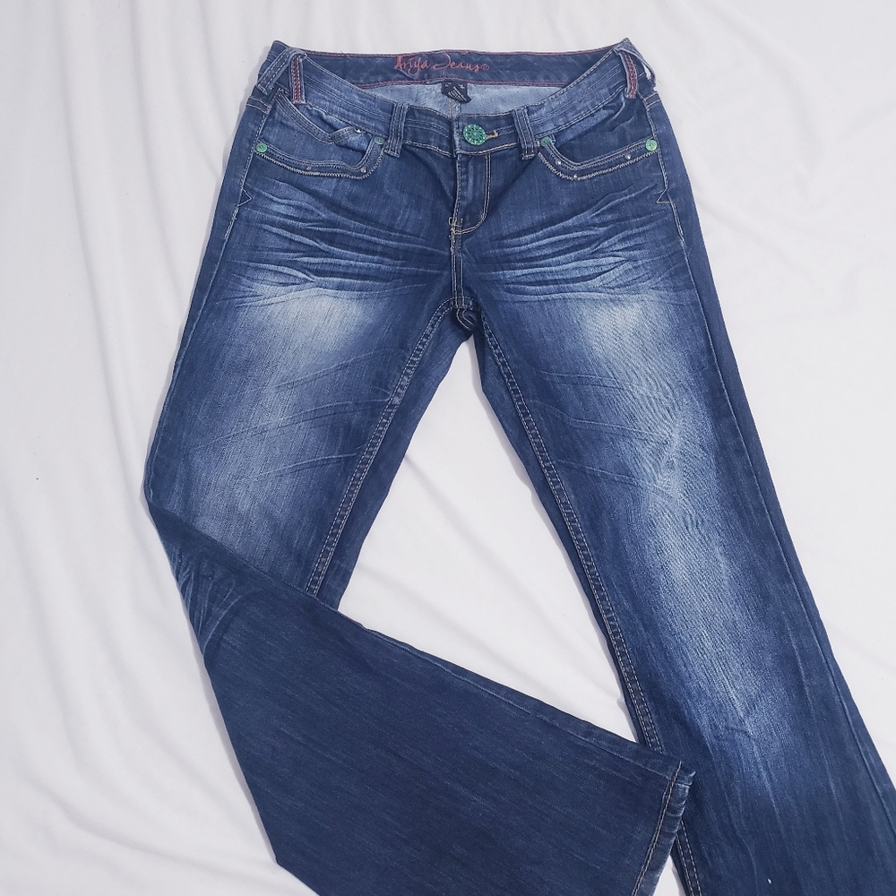 Ariya Jeans Bell Bottom Flare Low Waisted Y2K Jeans